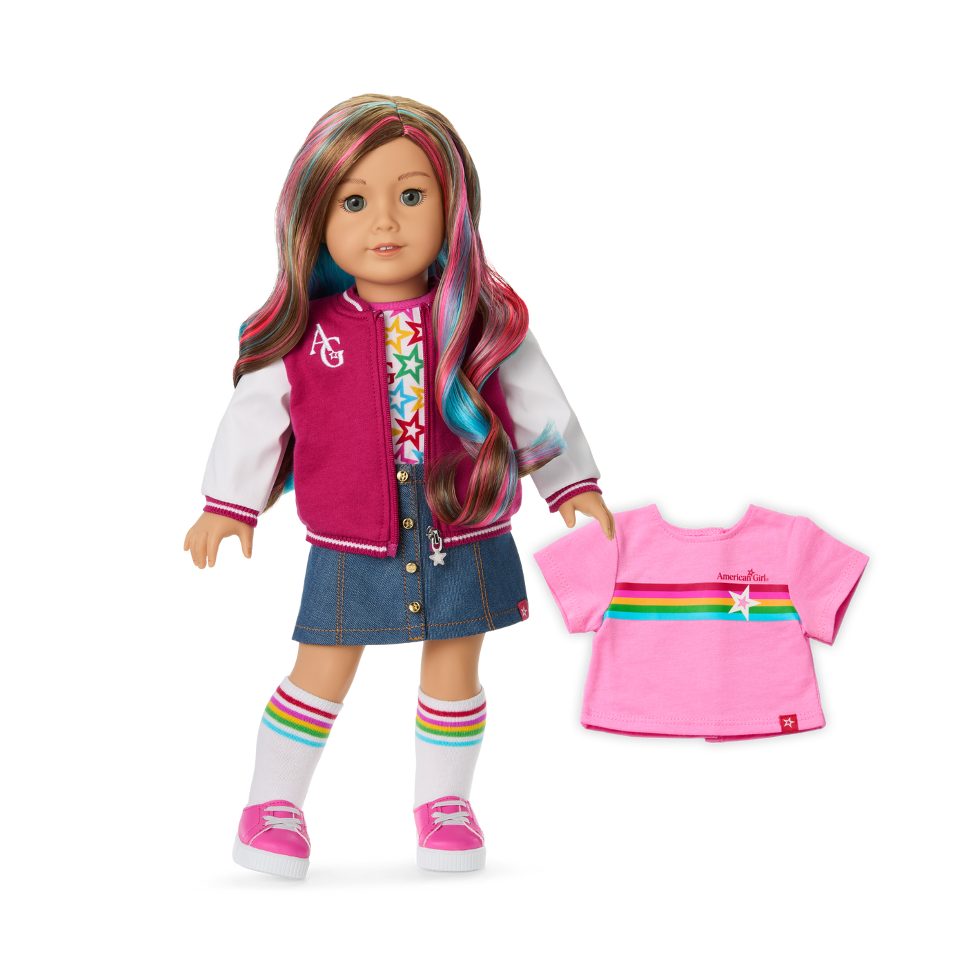 Truly Me™ 18-inch Doll #101 with wavy caramel hair Q9