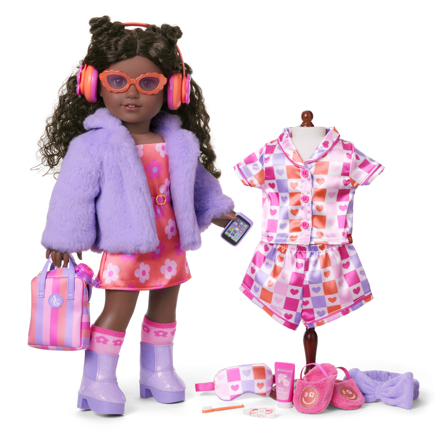 Truly Me™ #127 Doll & Day of Fun All-in-One Set T9