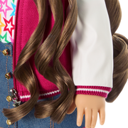 Truly Me™ 18-inch Doll #126 with wavy brown hair Z6
