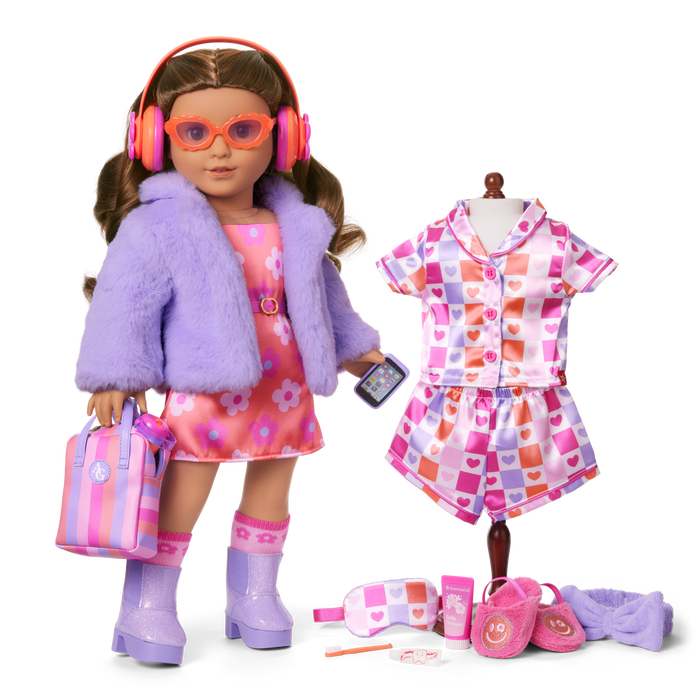 Truly Me™ #117 Doll & Day of Fun All-in-One Set N7