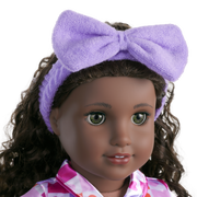 Truly Me™ #127 Doll & Day of Fun All-in-One Set T9